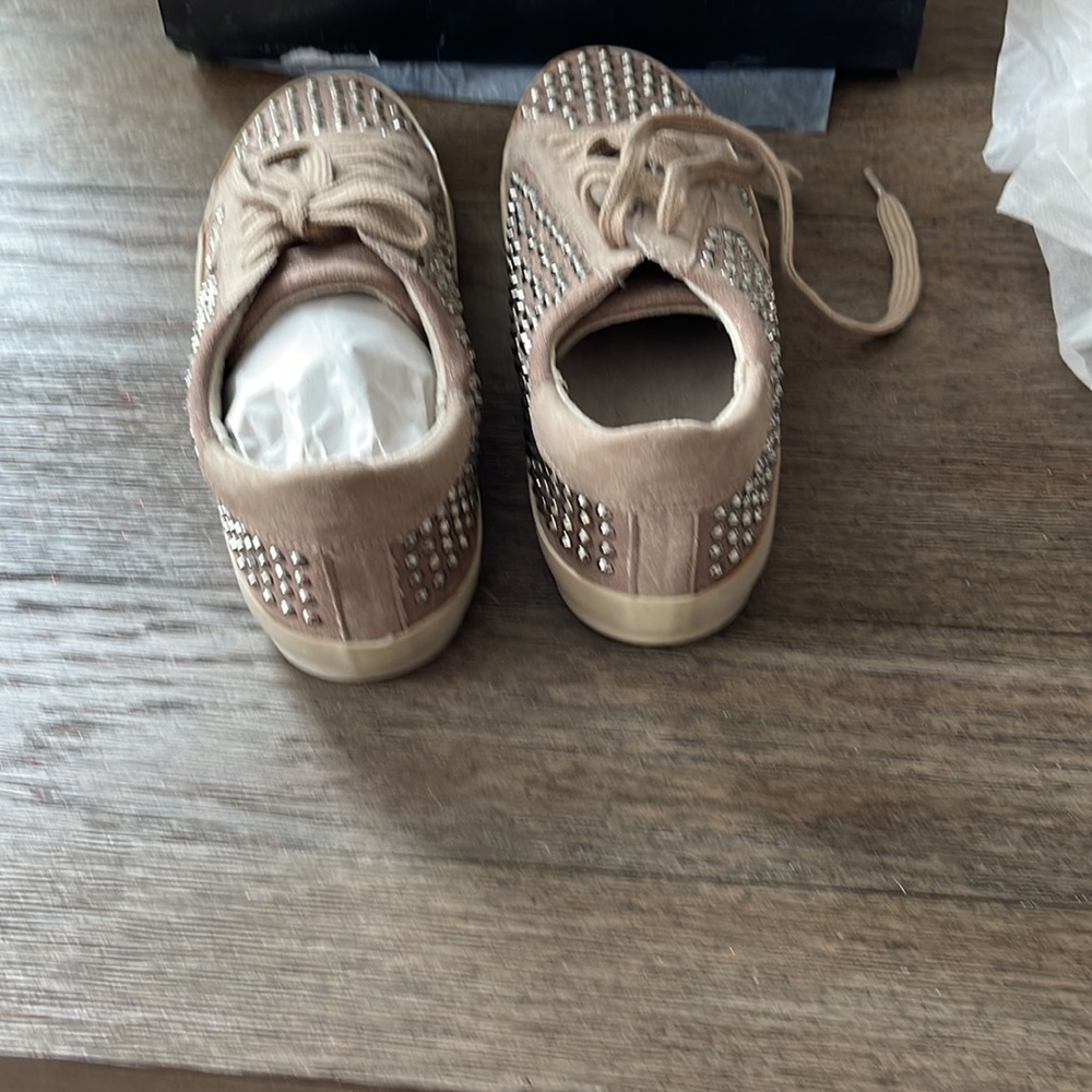 Size 6 Shu Shop star studded sneakers - Picture 4 of 7